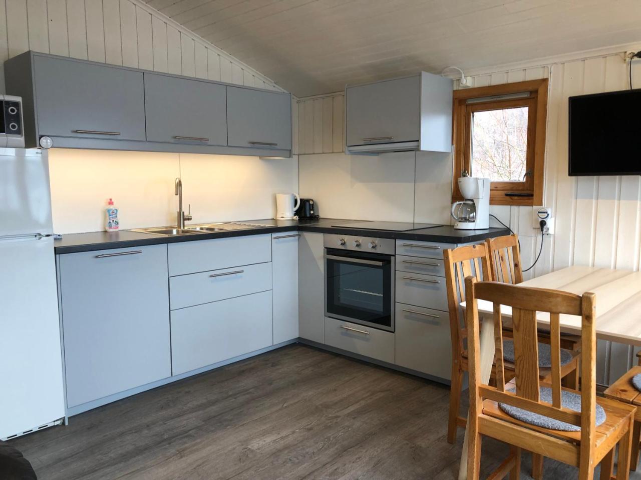 Langenuen Motel & Camping Stord Dış mekan fotoğraf